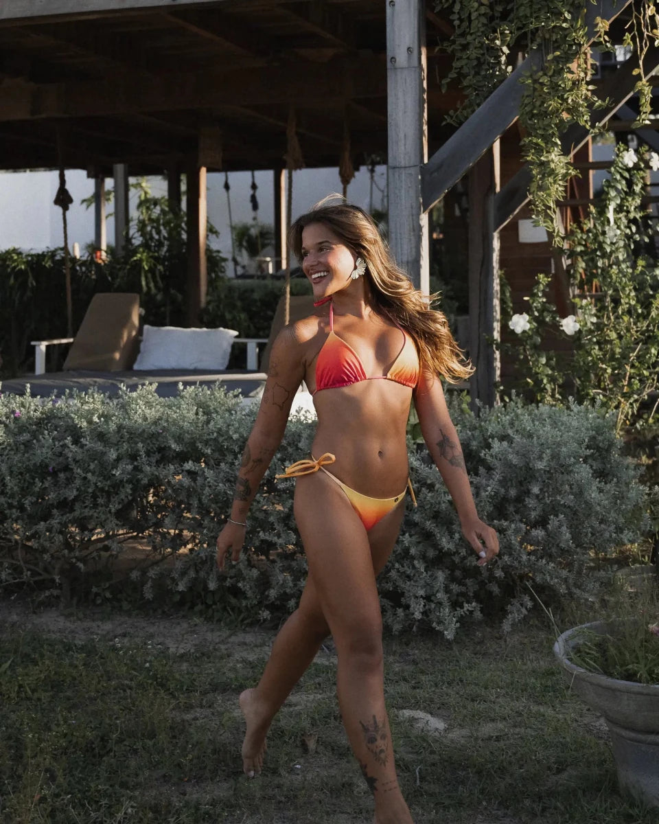 Haut de maillot de bain triangle dégradé corail et jaune - Soleil Leblon 2026