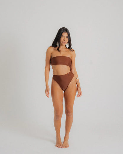 Maillot de bain brésilien une pièce chocolat dos Èze — Collection Âmbre Soleil Leblon®